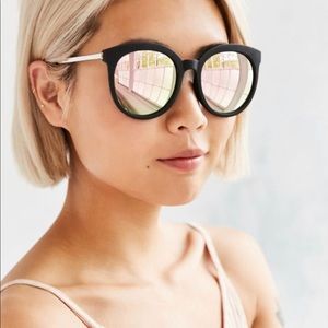 Quay x Chrisspy Jet lag sunglasses